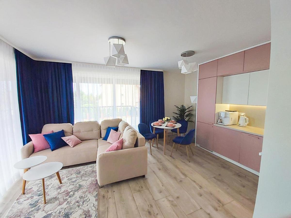 Apartament Bella Rosa Z Podziemnym Parkingiem เคียลเซ ภายนอก รูปภาพ