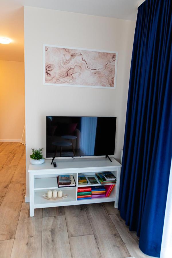 Apartament Bella Rosa Z Podziemnym Parkingiem เคียลเซ ภายนอก รูปภาพ