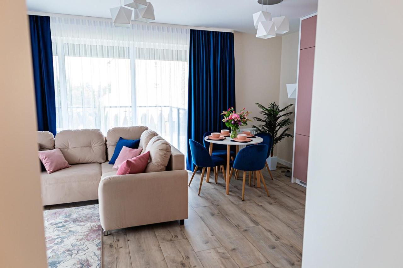 Apartament Bella Rosa Z Podziemnym Parkingiem เคียลเซ ภายนอก รูปภาพ