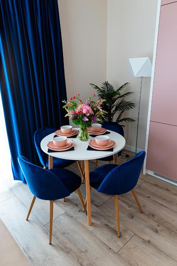 Apartament Bella Rosa Z Podziemnym Parkingiem เคียลเซ ภายนอก รูปภาพ